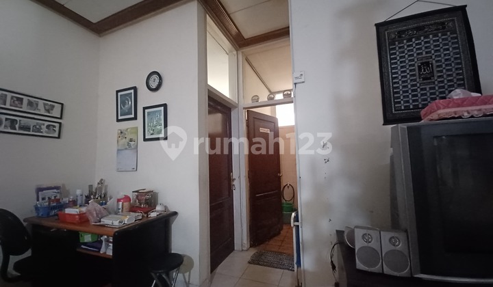 RUMAH DI LINGKUNGAN ASRI STRATEGIS DI SARIJADI BARU 2