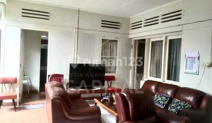 Residential House in Diponegoro Wing, Downtown Area, Near Gedung Sate