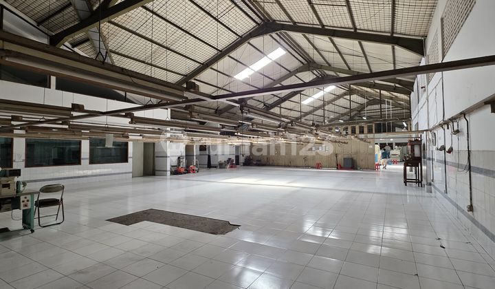 Gudang Dan Kantor Siap Pakai,bersih Dan Luas Di Sayap Cijerah