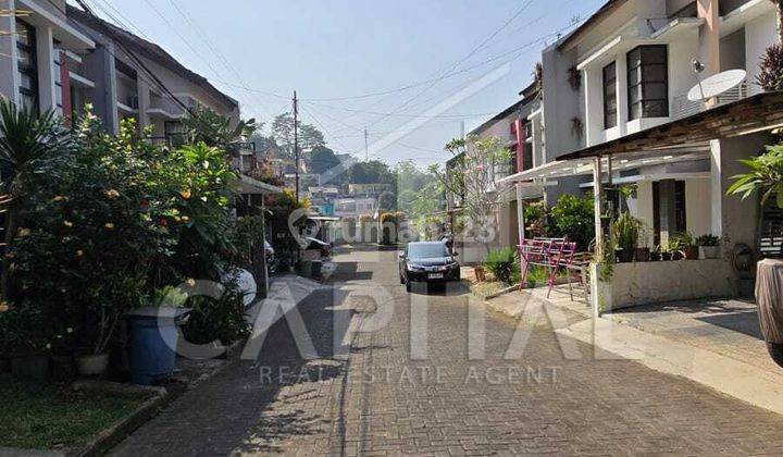 Rumah Cantik, Bersih Terawat, Siap Huni, Full Furnished Di Cluster One Gate System Cigadung Timur Bandung Utara 2