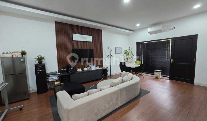 ‎RUMAH TINGGAL / RUANG USAHA SAYAP RIAU ,DI PUSAT KOTA BANDUNG