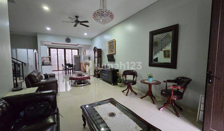 Rumah Cantik, Siap Huni, Daerah Strategis, Di Cluster One Gate Sariasih, Sarijadi 1