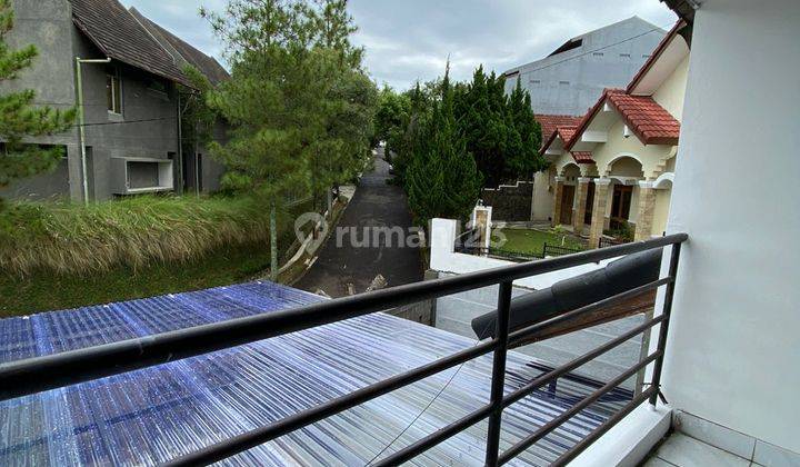 Rumah Terawat 2 Lantai Siap Huni di Lingkungan Sejuk Asri Pondok Hijau 2