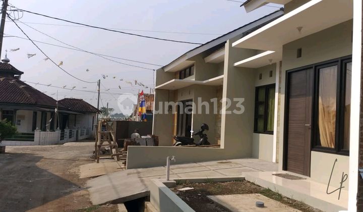 Rumah Siap Huni Di Komplek Griya Asri , Margahurip , Kab Bandung 2