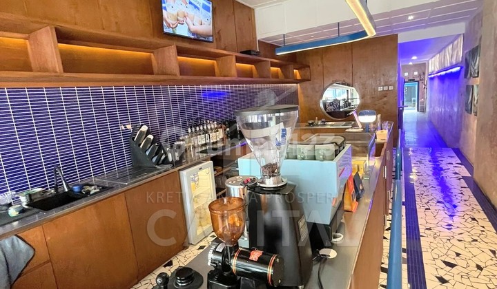 Ready-to-Use Shop House for Your Business in Cibadak, Strategic Location and Busy Commercial Area 1
