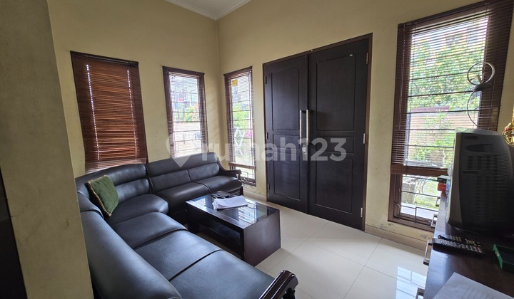 RUMAH TINGGAL DI KOMPLEK KIARASARI ASRI KIARACONDONG RUMAH TINGGAL DI KOMPLEK KIARASARI ASRI KIARACONDONG