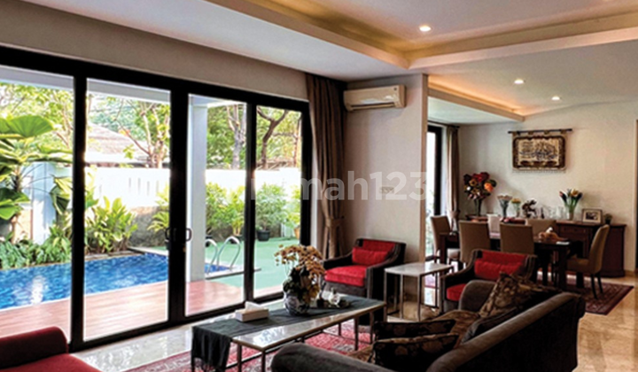 Rumah cantik nyaman di perumahan Mutiara Kemang 