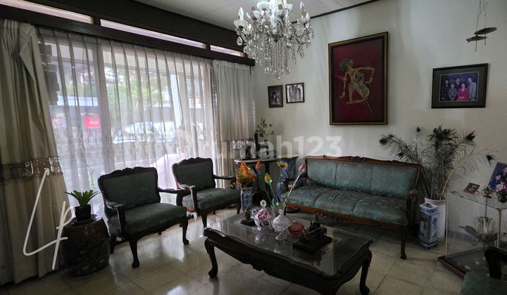 Turun Harga , Rumah Besar Dan Luas Siap Huni Di Gegerkalong Turun Harga , Rumah Besar Dan Luas Siap Huni Di Gegerkalong