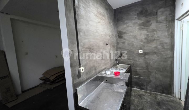 Pavilion House in Riau Wing, Strategic Location, Suitable for Residence, Cafe, Office, etc. 2