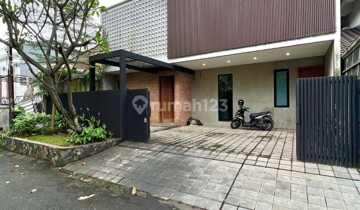 Rumah Baru Desain Modern Dalam Komplek Di Lebak Bulus Jakarta Selatan 1