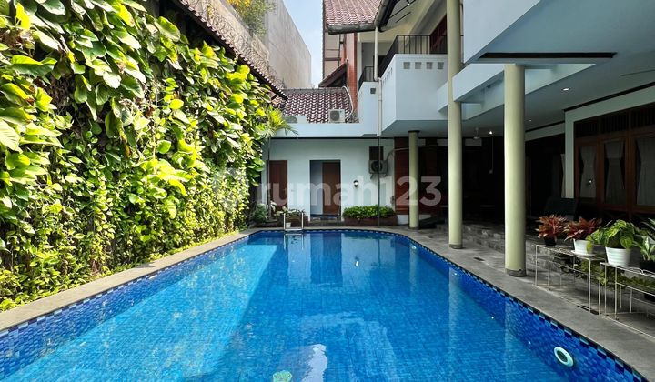 RUMAH MEWAH SIAP HUNI LINGKUNGAN ASRI DAN PREMIUM DI PONDOK INDAH JAKARTA SELATAN 2