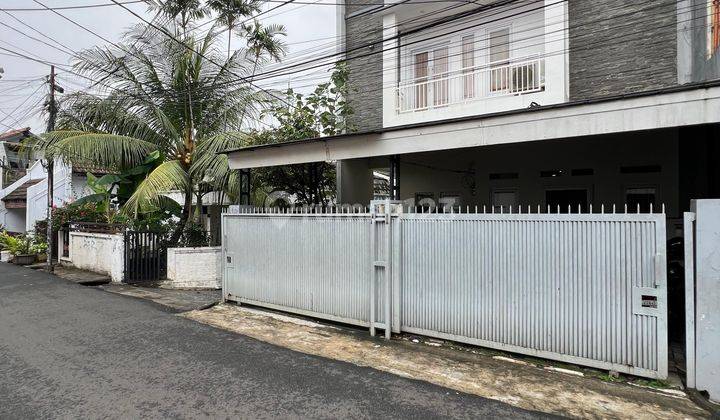 RUMAH CANTIK SIAP HUNI DOUBLE ROOFTOP DI BANGKA KEMANG JAKARTA SELATAN 2