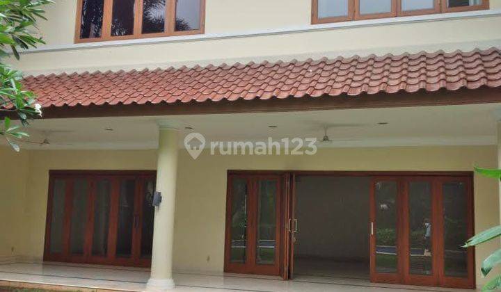 Rumah Mewah Bagus  Dan Nyaman Lokasi Dalam Cluster Compound Di Kemang Jakarta Selatan 1