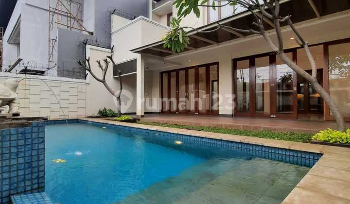 Rumah Mewah Cantik Modern Tropis Siap Huni Di Lokasi Premium Di Gaharu Cipete Jakarta Selatan