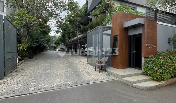 Townhouse Siap Huni Coner Unit Design Modern Lebih Private Dan Lebih Luas Di Cilandak Jakarta Selatan