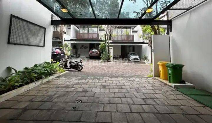 Rumah Mewah Dalam Komplek Di Serena Hill Lebak Bulus Jakarta Selatan 2