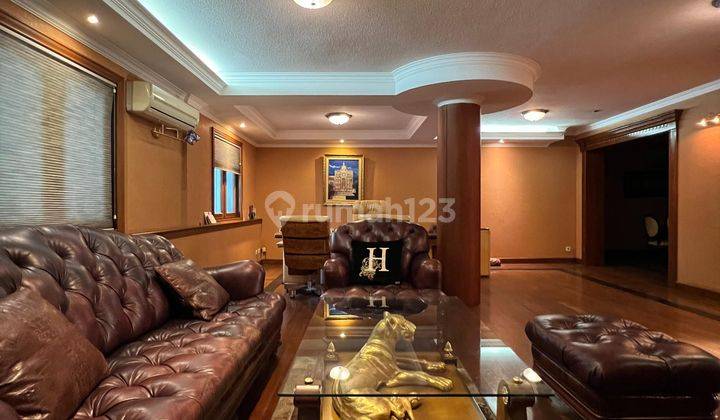 RUMAH KANTOR FURNISHED LOKASI SANGAT STRATEGIS DI SUDIRMAN AREA JAKARTA PUSAT