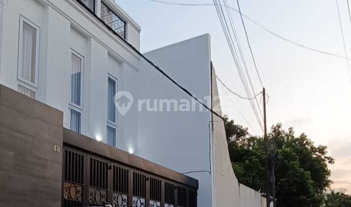Rumah Baru Design Mewah Siap Huni Di Cipete Area Jakarta Selatan Rumah Baru Design Mewah Siap Huni Di Cipete Area Jakarta Selatan
