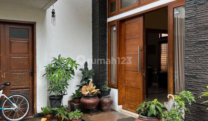 Rumah Dua Lantai Cocok Untuk Hunian Atau Rumah Kost Lokasi Strtegis Di Senopati Area Kebayoran Baru Jakarta Selatan 2