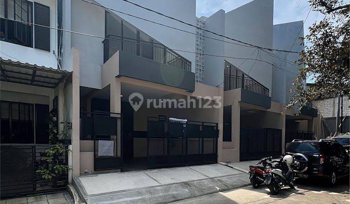 Rumah Baru Siap Huni Dalam Komplek Bintaro Jaya Sektor 9 Tangeran Selatan 2