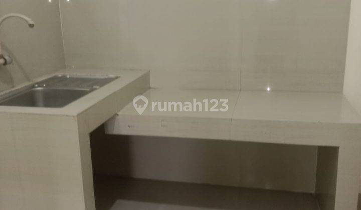 di Sewakan Rumah di Simprug Poris Kamar Tidur 3 Siap Huni Lokasi Strategis 6