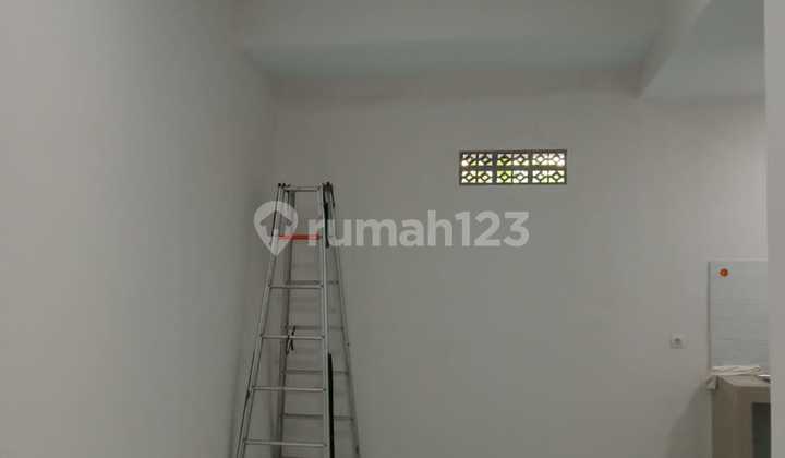 di Sewakan Rumah Baru Poris Indah Kamar Tidur 2 Siap Huni Lokasi Strategis 3