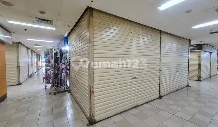 TERMURAH DI JUAL KIOS DI CEMPAKA MAS LANTA 1 LUAS 2 X 4m SIAP HUNI