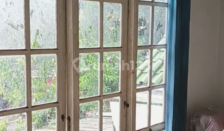 Cheap! Old House Land Count in Slipi, West Jakarta