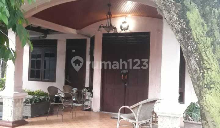 Turun Harga!! Rumah Tua Zona Ungu Di Utan Kayu