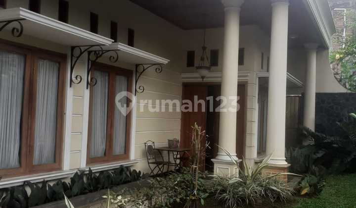 Dijual Rumah 4 Kamar Dengan Kebun Asri Di Pasar Minggu