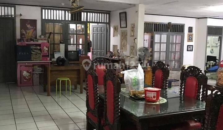 Dijual rumah di jalan besar Rawamangun, cocok untuk kantor atau restaurant  2