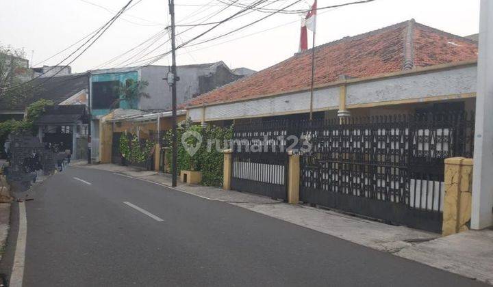 Dijual murah, rumah bonus kamar kost di Rawamangun Jakarta Timur  1