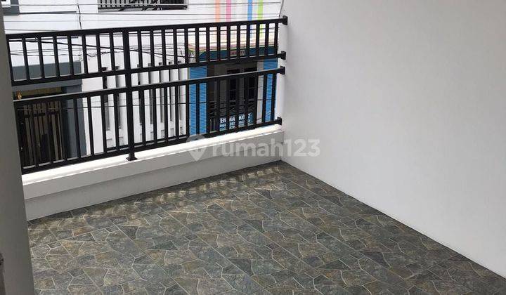 Dijual rumah minimalist siap huni di Rawamangun Jakarta Timur  2