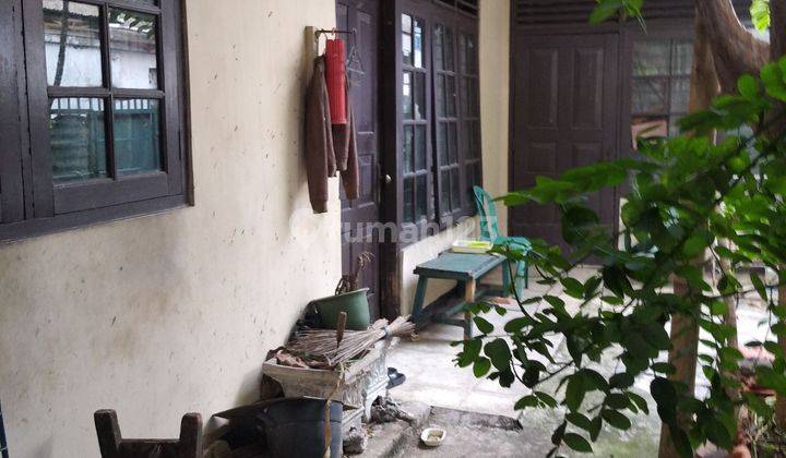 Dijual rumah tua cocok untuk rumah kost di Kampung Ambon Jakarta Timur  2