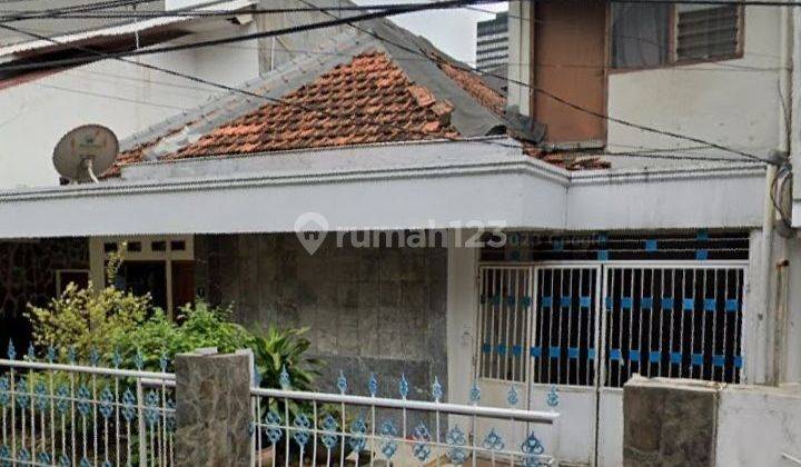 Rumah tua dekat Indofood tower Setiabudi Jakarta Selatan  1