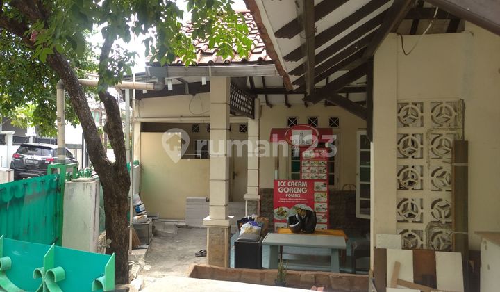 Murah! Rumah Tua Dalam Komplek Tidak Banjir di Rawamangun