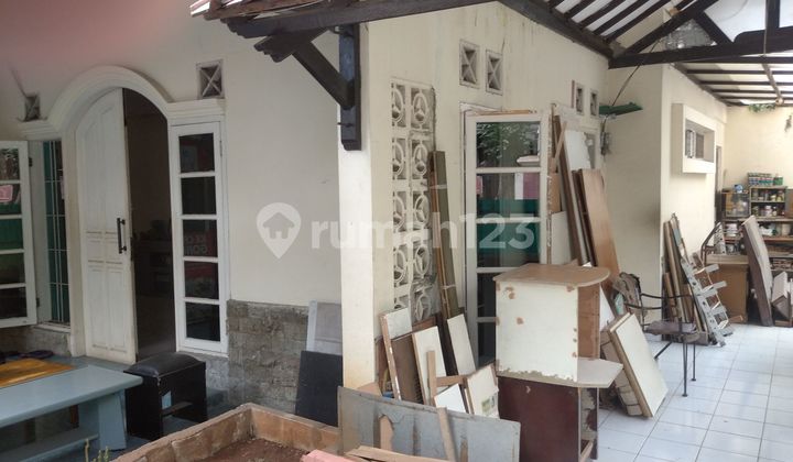 Murah! Rumah Tua Hook Dalam Komplek Rawamangun