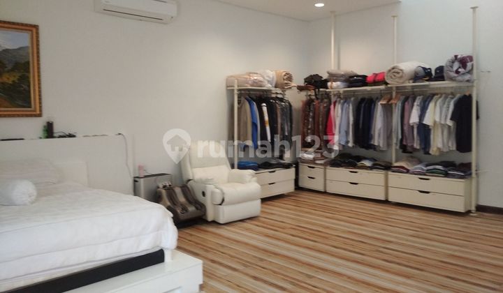 Dibawah Harga Pasar !! Rumah Dekat Tol Meruya Selatan  2