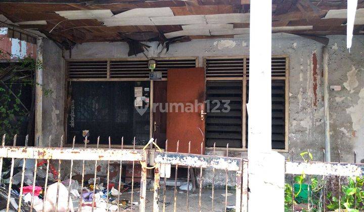 Rumah tua dekat RS Tarakan di Cideng Jakarta pusat  2