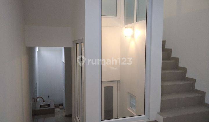 Turun Harga!! Rumah Baru Depan Taman Di Sukapura 2