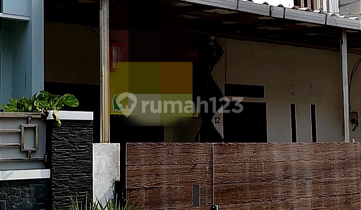 Rumah Minimalist 4 Kamar Di Kampung Ambon