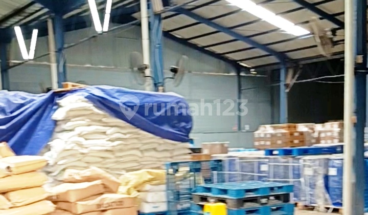Neat Warehouse Ready to Occupy in Cakung Near Jorr Toll Gate