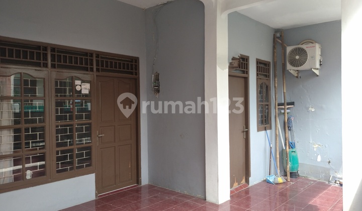 Rumah 3 Kamar Dekat Stasiun Lrt Kayu Putih