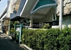 Rumah Tua Hitung Tanah Tidak Banjir Di Rawamangun Rumah Tua Hitung Tanah Tidak Banjir Di Rawamangun