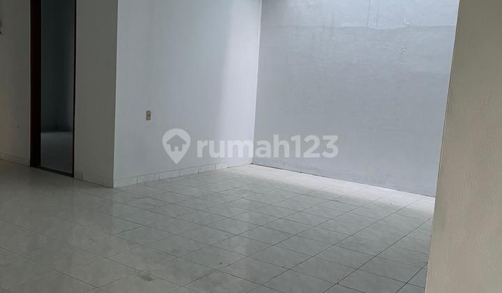 Murah ! Rumah 3 Kamar di Tanah Mas Jakarta Timur 2