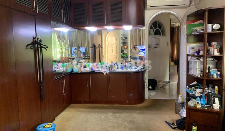 Turun Harga! Rumah Mewah 4 Kamar dengan Kolam di Cempaka Putih Turun Harga! Rumah Mewah 4 Kamar dengan Kolam di Cempaka Putih