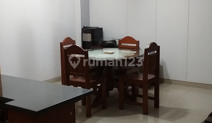 Turun Harga! Unit 3 Bedroom Penthouse Apartemen Gading Resort 1