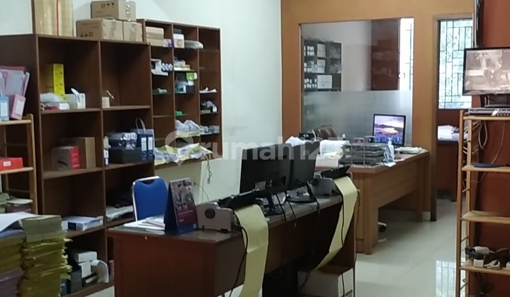 Rumah Kantor 2 Lantai Tidak Banjir Di Kayu Putih 1