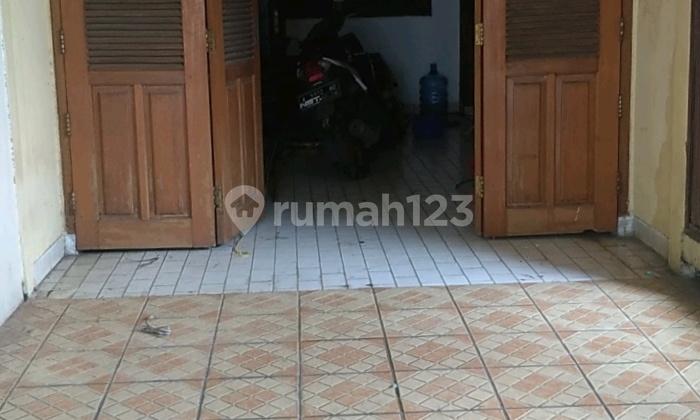 Rumah Tua Lingkungan Islami Di Pulo Gadung 2