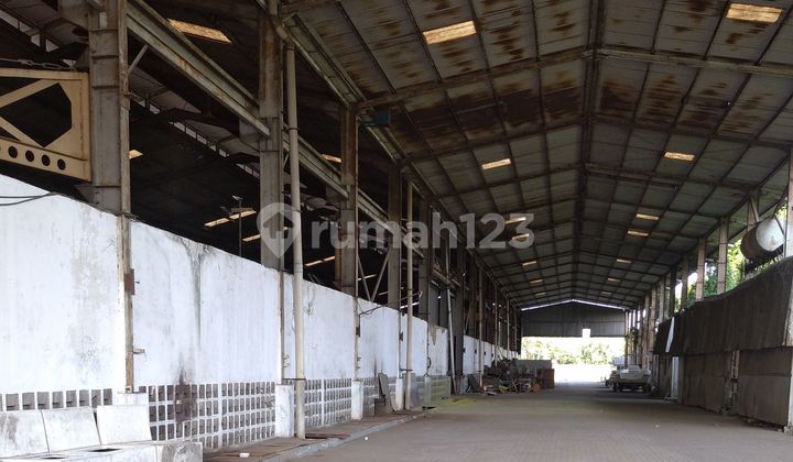 Warehouse Ready for Use Near Sumarecon Mall Bekasi